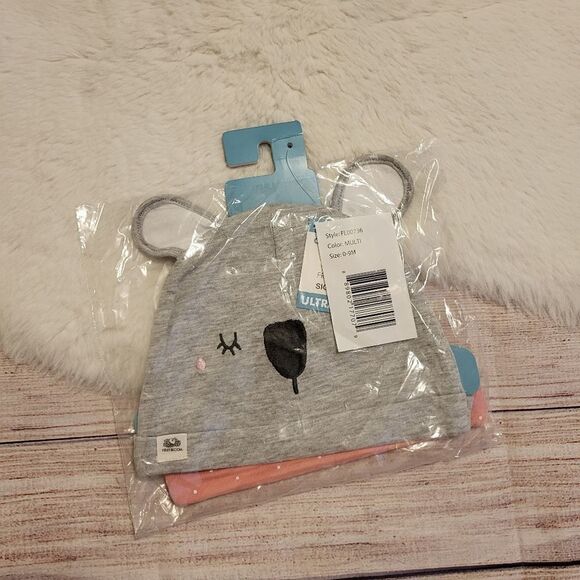 NWT Fruit of the Loom infant hats (2) - Picture 1 of 5